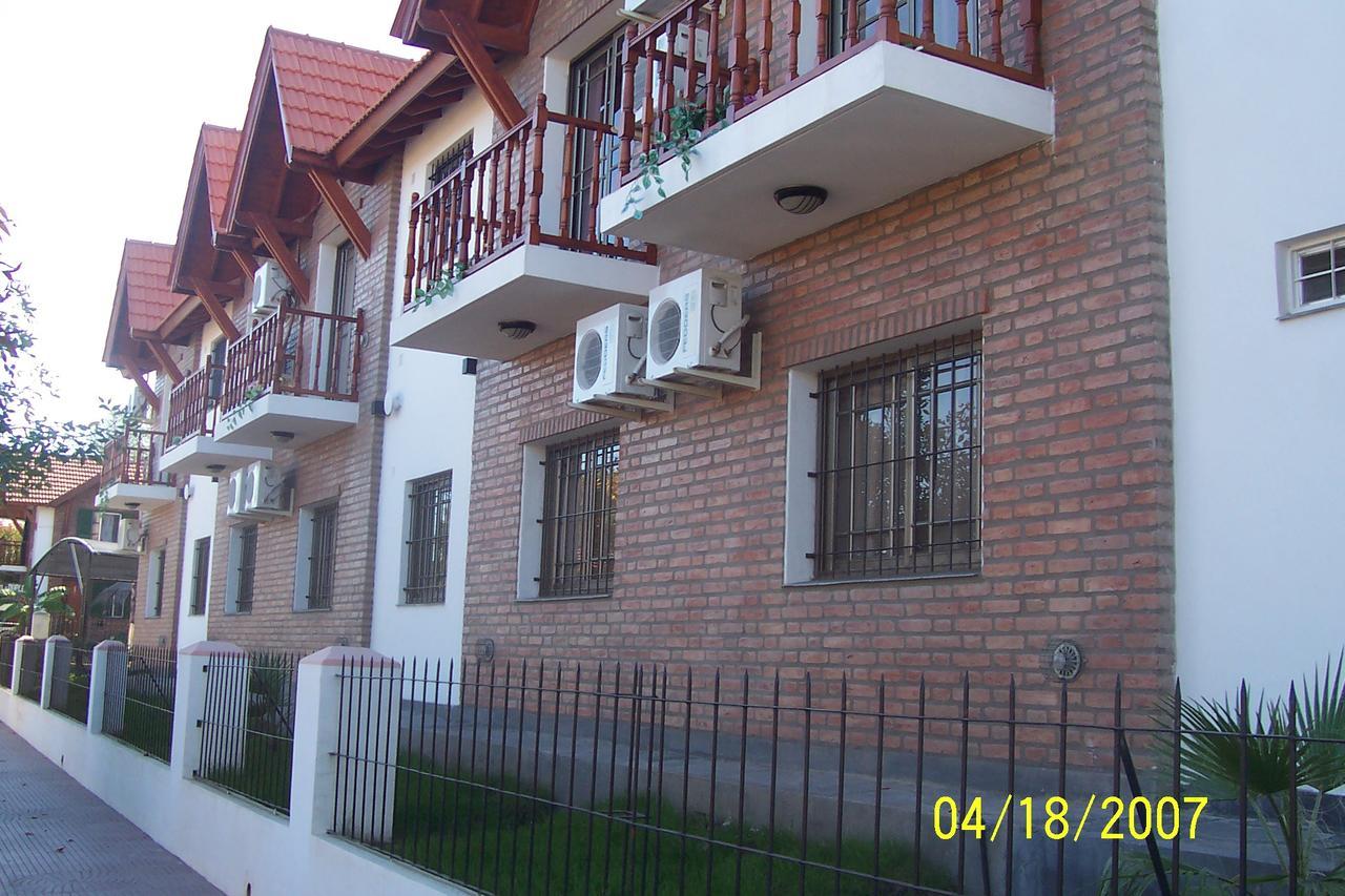Apart Hotel Piscu Yaco Merlo Екстериор снимка